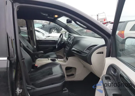 2017 Dodge Grand Caravan Sxt z USA, uszkodzony, nr VIN 2C4RDGCG9HR547251